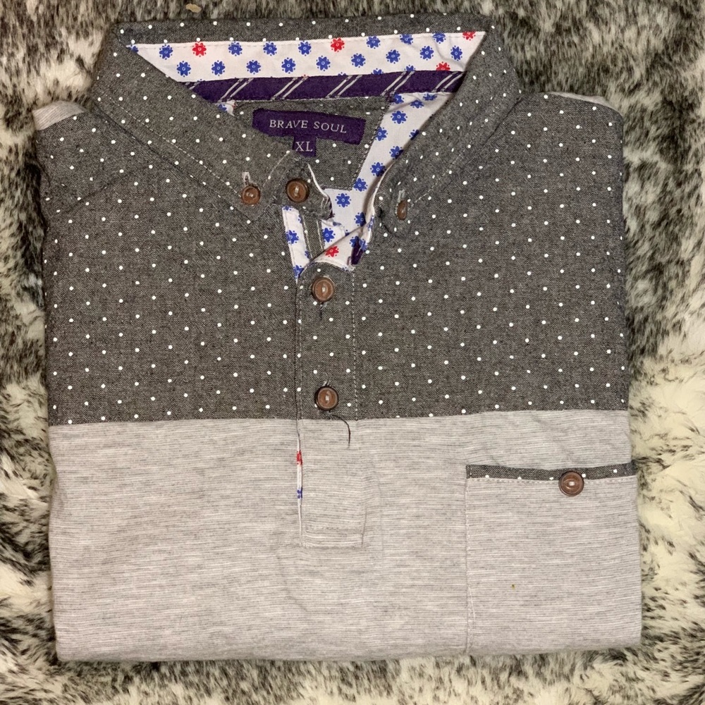 Men’s Brave Soul polo size XL